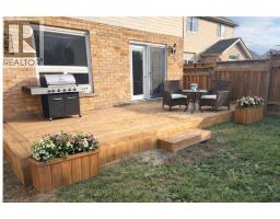 6 HEATHERWOOD Place - 33