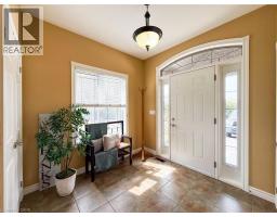 14 EAST Street S - 32