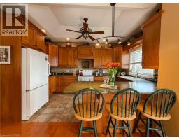 14 EAST Street S - 36