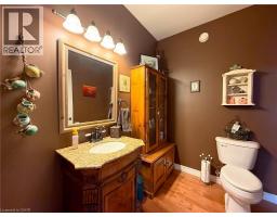 14 EAST Street S - 40