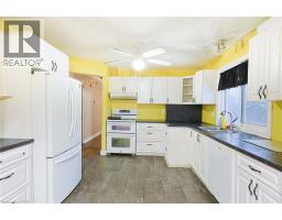 122 FUNDY Avenue - 7