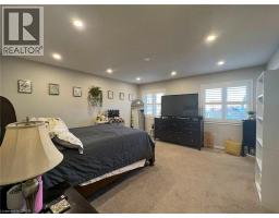 112 GILLESPIE Drive - 32