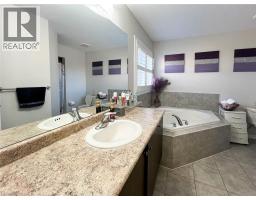 112 GILLESPIE Drive - 34