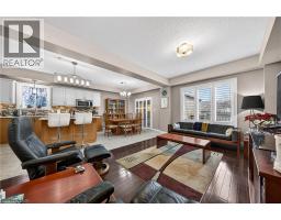 20 HINRICHS Crescent - 13