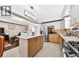 20 HINRICHS Crescent - 28