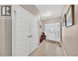 20 HINRICHS Crescent - 6