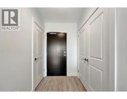 15 GLEBE Street UnitNo. 1511 - 14