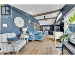 1200 LAKESHORE Road - 10