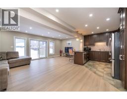 19 DAVIDSON Drive - 4