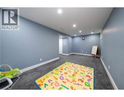 19 DAVIDSON Drive - 40