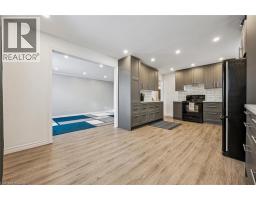 263 THE COUNTRY Way - 12