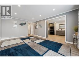 263 THE COUNTRY Way - 16