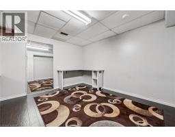 263 THE COUNTRY Way - 32