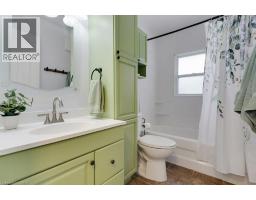 26 ESTHER Avenue - 20