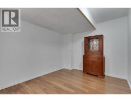 26 ESTHER Avenue - 31