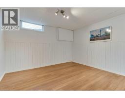 26 ESTHER Avenue - 32