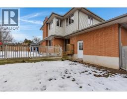 26 ESTHER Avenue - 40