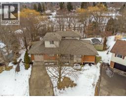 26 ESTHER Avenue - 42