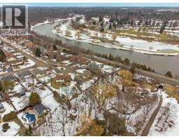 26 ESTHER Avenue - 44