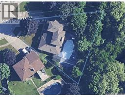 26 ESTHER Avenue - 50