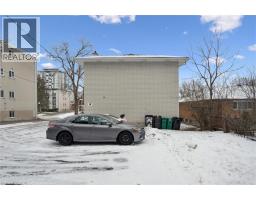 24 AUSTIN Drive - 33