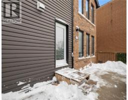 1242 KING Street E - 21