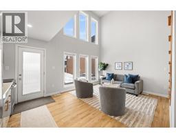 1242 KING Street E - 3