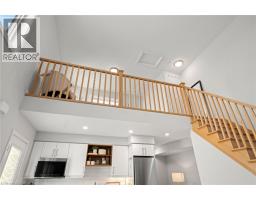 1242 KING Street E - 31