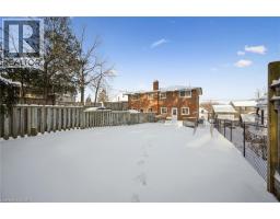 126 QUEEN Street E - 19