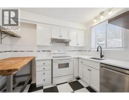 126 QUEEN Street E - 5