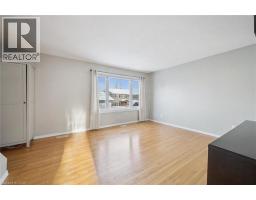 126 QUEEN Street E - 7