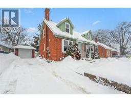 56 COLUMBIA Street W - 2