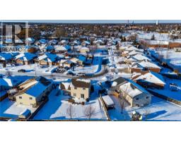 47 OAK Crescent - 28