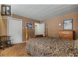 310 RIVERBANK Drive - 19