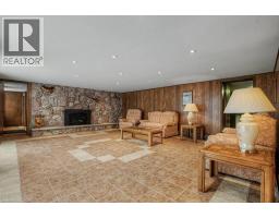 310 RIVERBANK Drive - 29