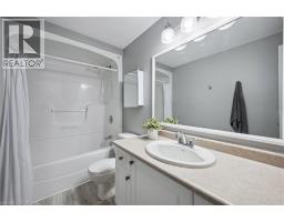 731 BREAKWATER Crescent - 23