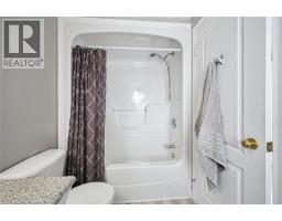 731 BREAKWATER Crescent - 27