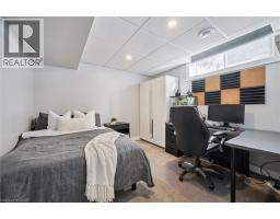 731 BREAKWATER Crescent - 31