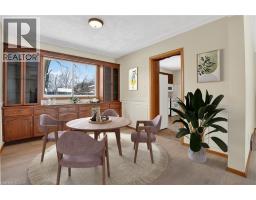 384 DUNVEGAN Drive - 10