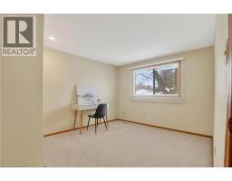 384 DUNVEGAN Drive - 22