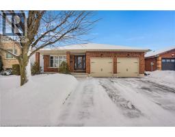 35 SOUTHVIEW Crescent - 1