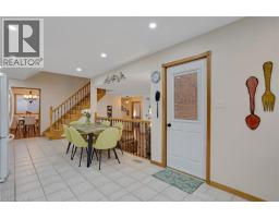 35 SOUTHVIEW Crescent - 19