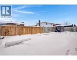 35 SOUTHVIEW Crescent - 46