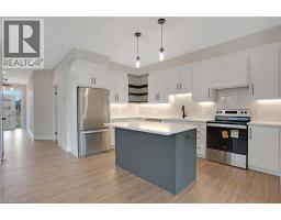 24 MOON Crescent - 12