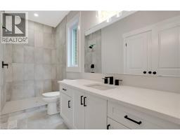 24 MOON Crescent - 22