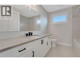 24 MOON Crescent - 38