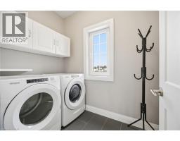 180 BENTON Street - 31