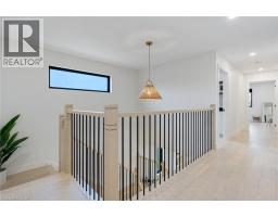 12 MACNEIL Court - 21