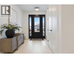 12 MACNEIL Court - 3