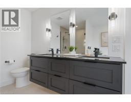 12 MACNEIL Court - 31